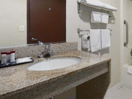 Days Inn by Wyndham Augusta/Fort Gordon image 24